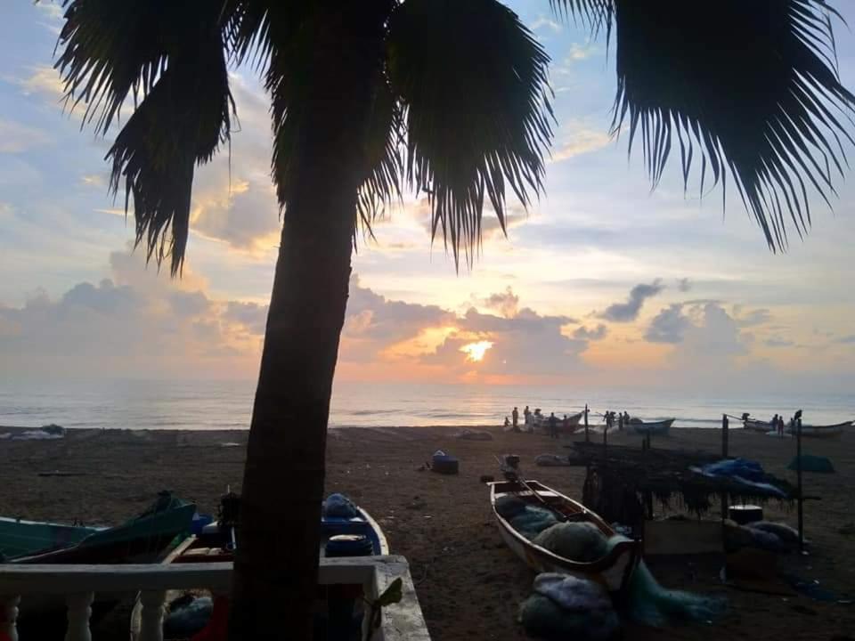 Flipflops Beach Shack Mahabalipuram Ngoại thất bức ảnh