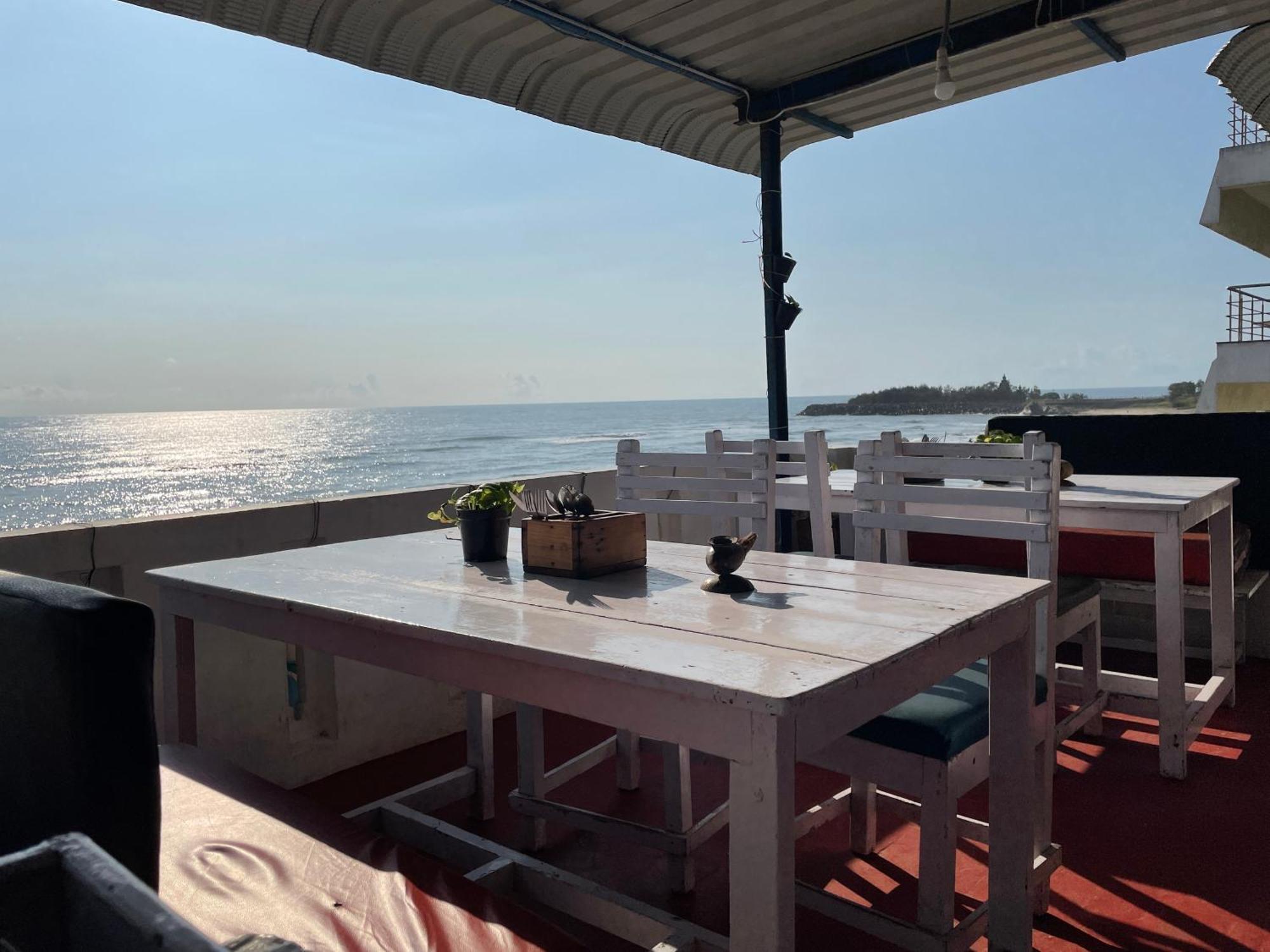 Flipflops Beach Shack Mahabalipuram Ngoại thất bức ảnh
