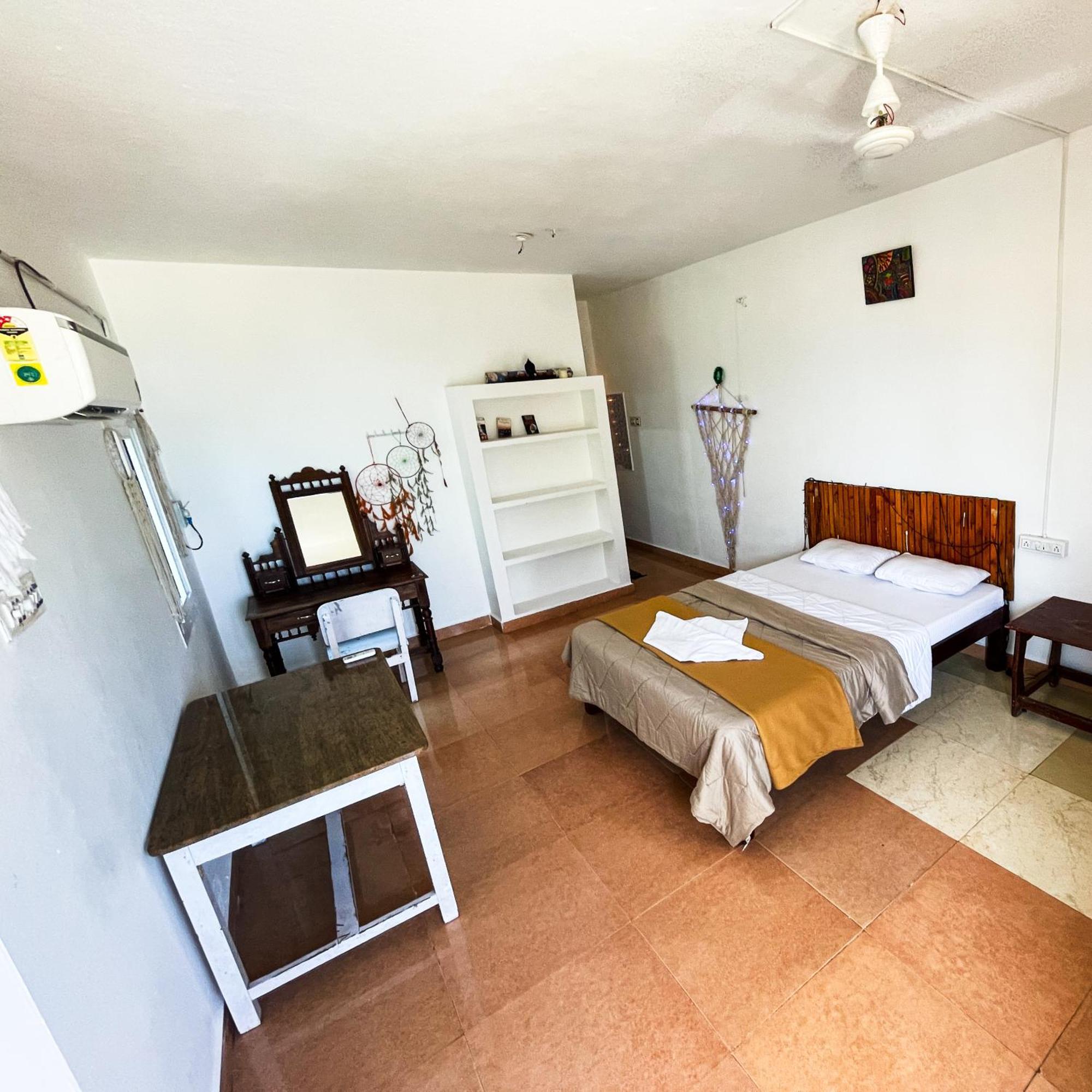 Flipflops Beach Shack Mahabalipuram Ngoại thất bức ảnh